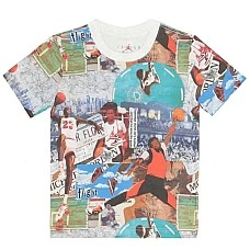 БЕБЕШКА ТЕНИСКА ЗА МОМЧЕ NIKE 85D265-782 JORDAN B MJ BROOKLYN COLLAGE AOP SS СИНЯ/БЕЖОВА БЕБЕШКА ТЕНИСКА ЗА МОМЧЕ NIKE 85D265-782 JORDAN B MJ BROOKLYN COLLAGE AOP SS СИНЯ/БЕЖОВА