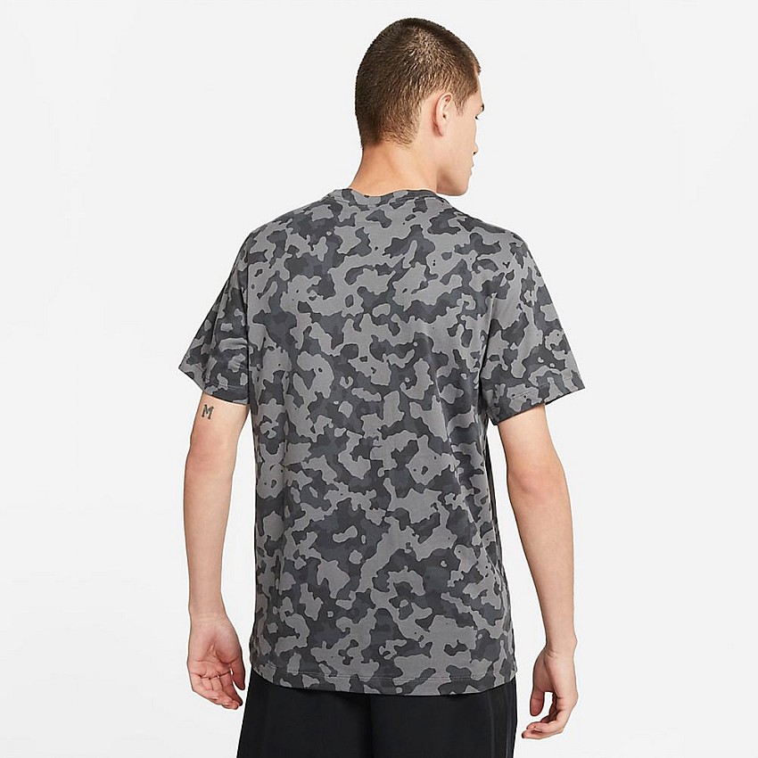 МЪЖКА ТЕНИСКА NIKE NSW TEE CLUB AOP HOOK GREY | Цени от Lotus Sport