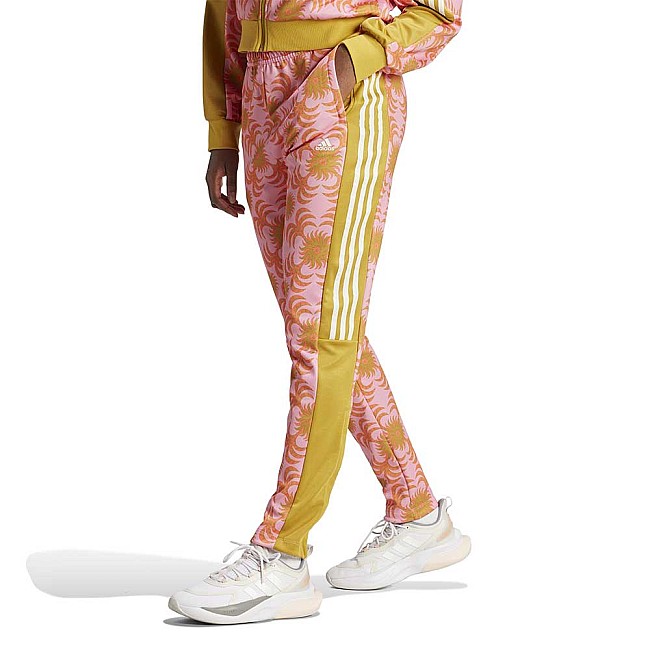 ДАМСКО ДОЛНИЩЕ ADIDAS IQ4493 FARM TIRO PT РОЗОВО