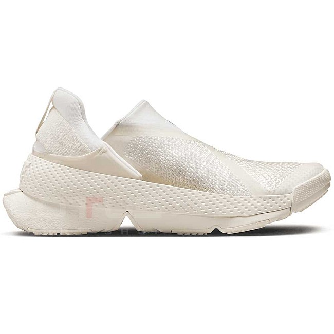 ДАМСКИ МАРАТОНКИ NIKE GO FLYEASE КРЕМАВИ