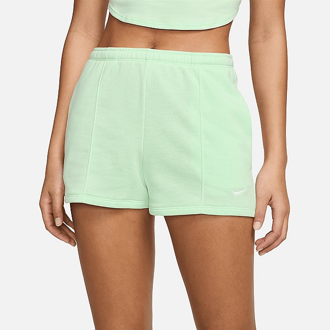 ДАМСКИ КЪСИ ПАНТАЛОНИ NIKE NSW NK CHLL FT HR 2IN SHORT СВЕТЛОЗЕЛЕНИ