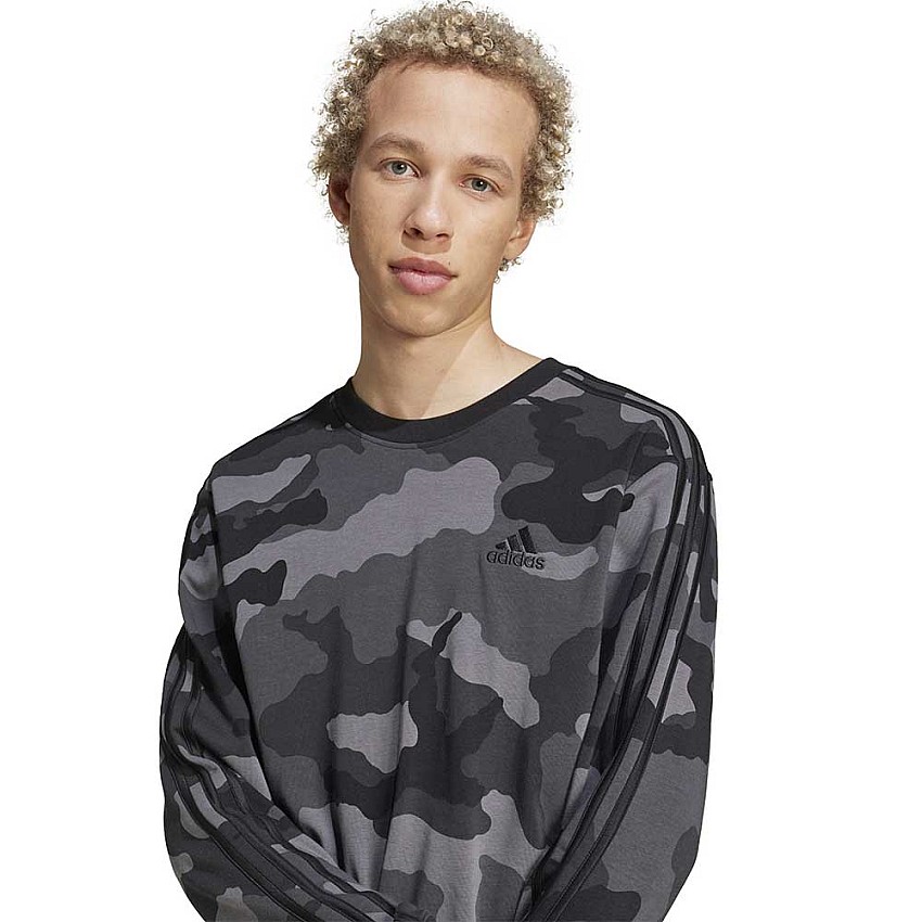 adidas camo crew