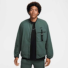 МЪЖКО ГОРНИЩЕ NIKE FZ0750-338 TCH WVN JKT ЗЕЛЕНО МЪЖКО ГОРНИЩЕ NIKE FZ0750-338 TCH WVN JKT ЗЕЛЕНО