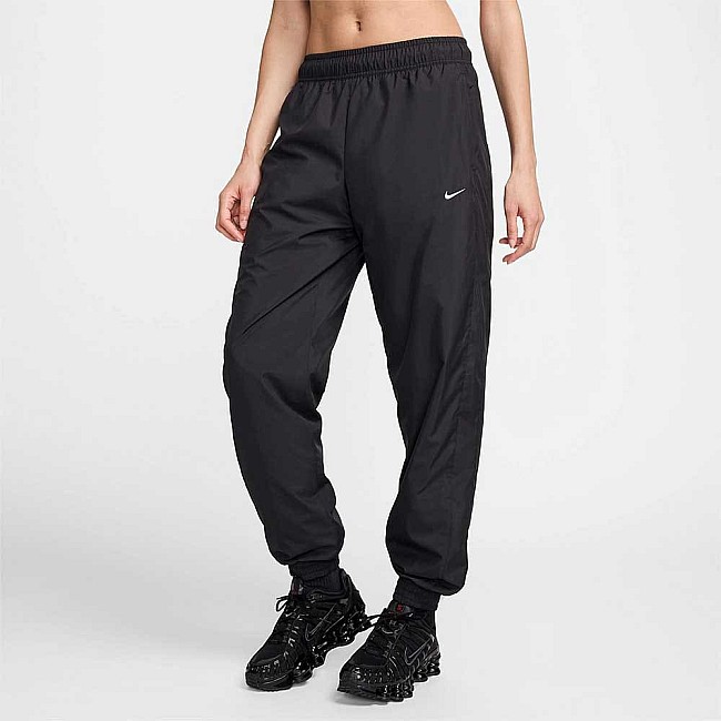 ДАМСКО ДОЛНИЩЕ NIKE FV7660-010 NSW OTG UV ESSNTL WVN MR JG ЧЕРНО