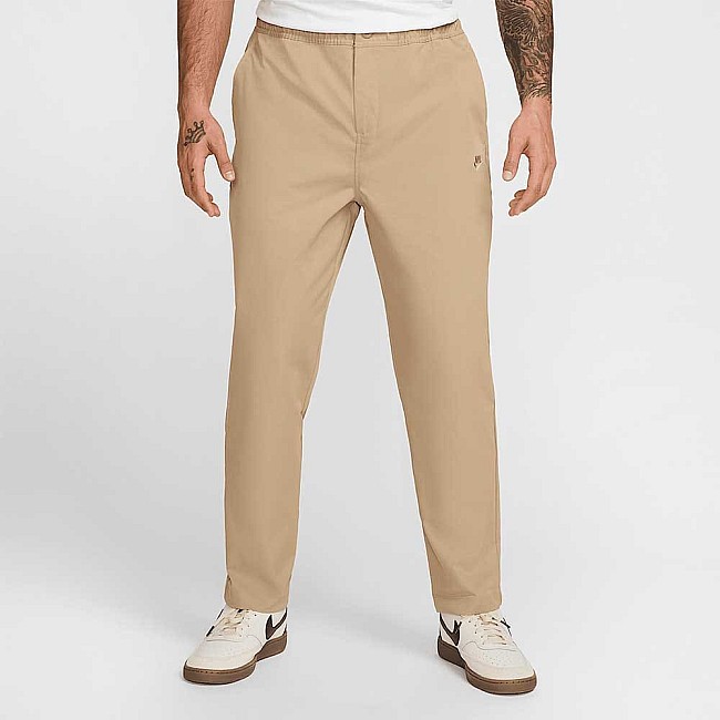 МЪЖКИ ПАНТАЛОН NIKE HJ1997-297 CLUB WVN TAPER PANT КАФЯВ