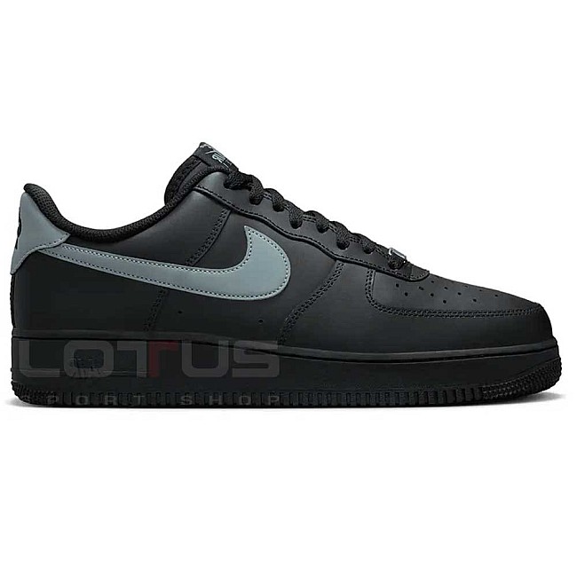 МЪЖКИ ОБУВКИ NIKE FJ4146-003 AIR FORCE 1 07 ESS ЧЕРНИ/СИВИ
