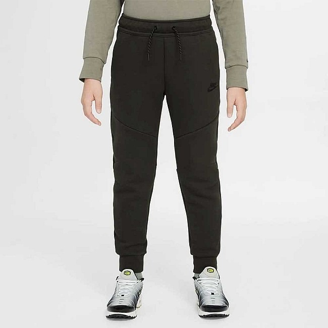 ДЕТСКО ДОЛНИЩЕ ЗА МОМЧЕ NIKE HV5869-355 NSW TCH FLC JGGR PD ТЪМНОЗЕЛЕНО