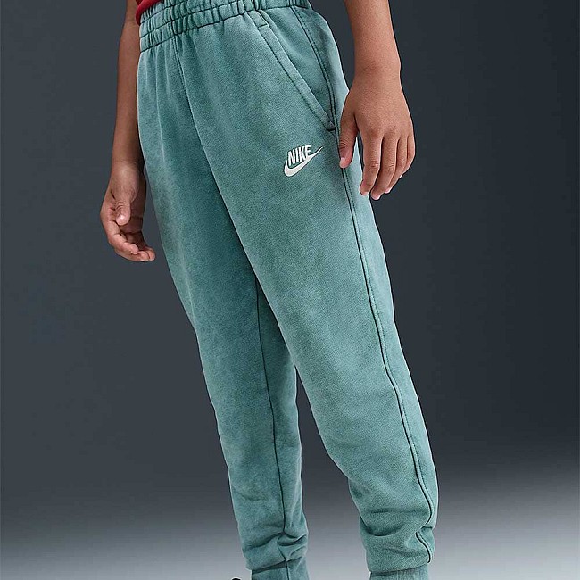 ДЕТСКО ДОЛНИЩЕ ЗА МОМЧЕ NIKE IH2376-361 NSW WASH CLUB FLC JGGR FT ЗЕЛЕНО