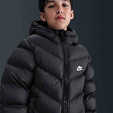 ДЕТСКО ДЪЛГО ЯКЕ NIKE HJ2722-010 NSW TF ADP PUFFER MID THIGH ЧЕРНО ДЕТСКО ДЪЛГО ЯКЕ NIKE HJ2722-010 NSW TF ADP PUFFER MID THIGH ЧЕРНО