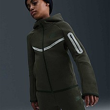 ДЕТСКО ГОРНИЩЕ ЗА МОМЧЕ NIKE IM9154-355 NSW TCH FLC FZ REFLECT ТЪМНОЗЕЛЕНО ДЕТСКО ГОРНИЩЕ ЗА МОМЧЕ NIKE IM9154-355 NSW TCH FLC FZ REFLECT ТЪМНОЗЕЛЕНО