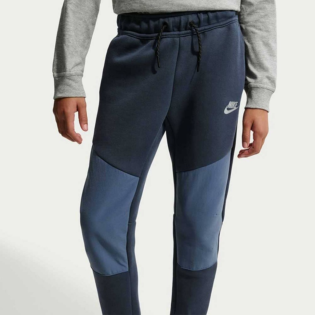 ブルドッグ　0710 ДЕТСКО ДОЛНИЩЕ ЗА МОМЧЕ NIKE IO1286-437 NSW TCH FLC MIX JGGR СИНЬО