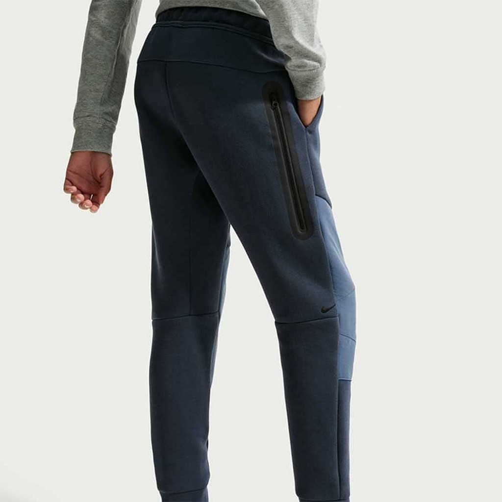 ДЕТСКО ДОЛНИЩЕ ЗА МОМЧЕ NIKE IO1286-437 NSW TCH FLC MIX JGGR СИНЬО
