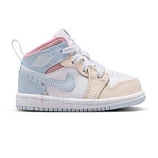 ДЕТСКИ ОБУВКИ ЗА МОМИЧЕ NIKE IB7055-403 JORDAN 1 MID SE TD БЕЛИ/СВЕТЛОСИНИ ДЕТСКИ ОБУВКИ ЗА МОМИЧЕ NIKE IB7055-403 JORDAN 1 MID SE TD БЕЛИ/СВЕТЛОСИНИ