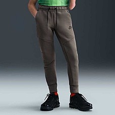 ДЕТСКО ДОЛНИЩЕ ЗА МОМЧЕ NIKE HV5869-289 NSW TCH FLC JGGR PD СИВО-КАФЯВО