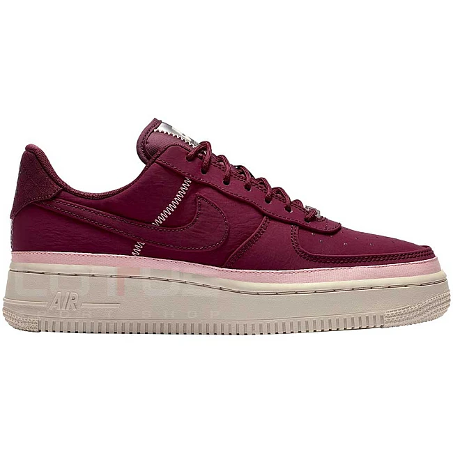 ДАМСКИ ОБУВКИ NIKE AIR FORCE 1 07 SE MAROON