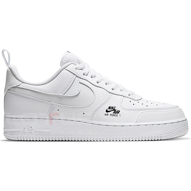 МЪЖКИ ОБУВКИ NIKE AIR FORCE 1 LV8 UTILITY WHITE