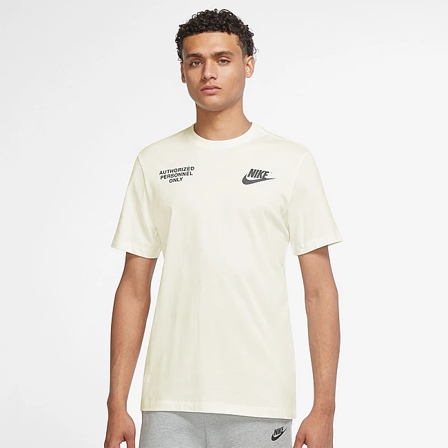 МЪЖКА ТЕНИСКА NIKE NSW TECH AUTH PERSONNEL TEE SAIL