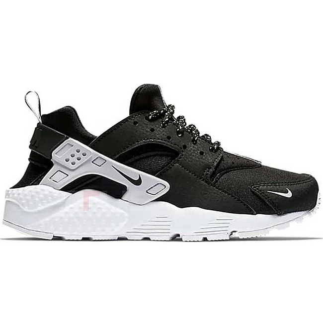 ДАМСКИ МАРАТОНКИ NIKE HUARACHE RUN SE BLACK/WHITE