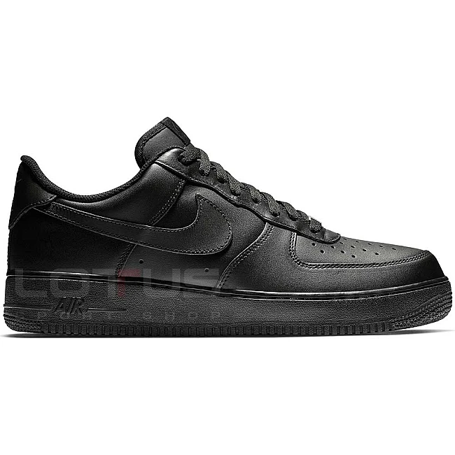МЪЖКИ ОБУВКИ NIKE AIR FORCE 1 07 LE BLACK