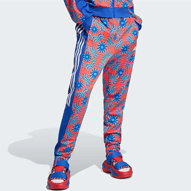 ДАМСКО ДОЛНИЩЕ ADIDAS IQ4492 FARM TIRO PT ЧЕРВЕНО