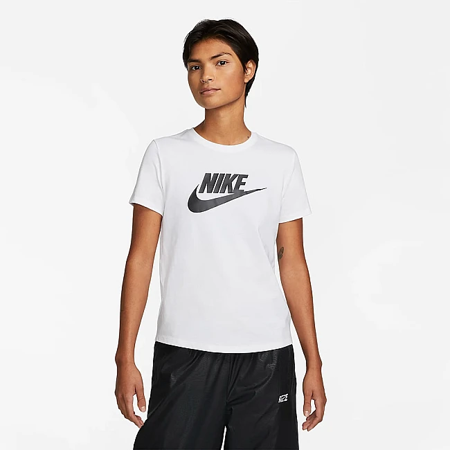 ДАМСКА ТЕНИСКА NIKE NSW CLUB SS TEE ICN FTRA БЯЛА - Lotus Sport ДАМСКА ТЕНИСКА NIKE NSW CLUB SS TEE ICN FTRA БЯЛА