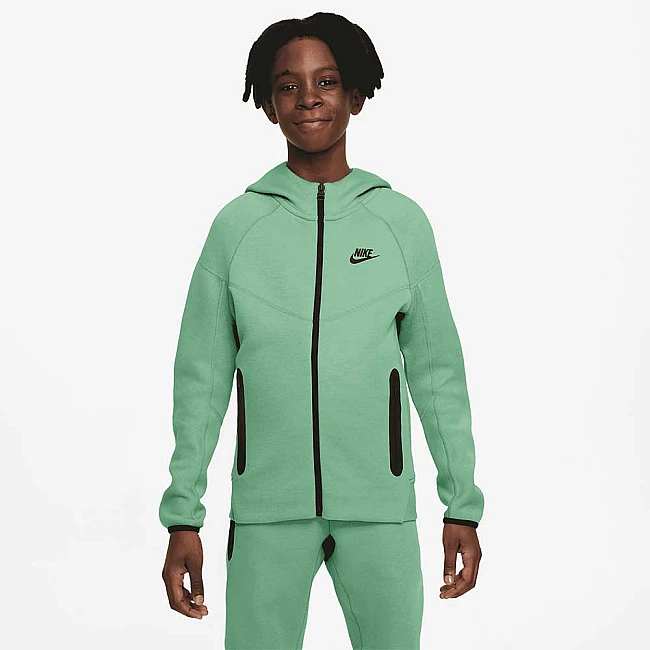 ДЕТСКО ГОРНИЩЕ ЗА МОМЧЕ NIKE NSW TECH FLC FZ СВЕТЛОЗЕЛЕН