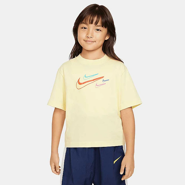 ДЕТСКА ТЕНИСКА ЗА МОМИЧЕ NIKE NSW TEE BOXY SWOOSH LOGO ЖЪЛТА
