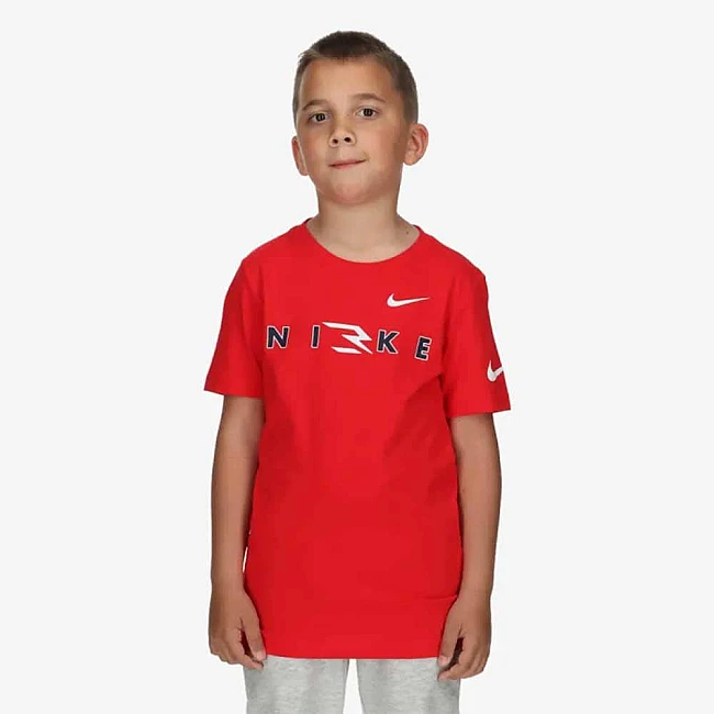 ДЕТСКА ТЕНИСКА ЗА МОМЧЕ NIKE RWB WORDMARK TEE ЧЕРВЕНА