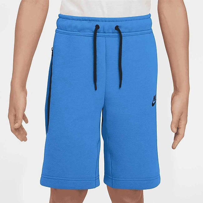ДЕТСКИ КЪСИ ПАНТАЛОНИ ЗА МОМЧЕ NIKE NSW TECH FLC SHORT СИНИ