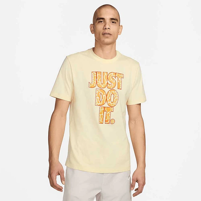 МЪЖКА ТЕНИСКА NIKE NSW TEE 12MO JDI ЖЪЛТА