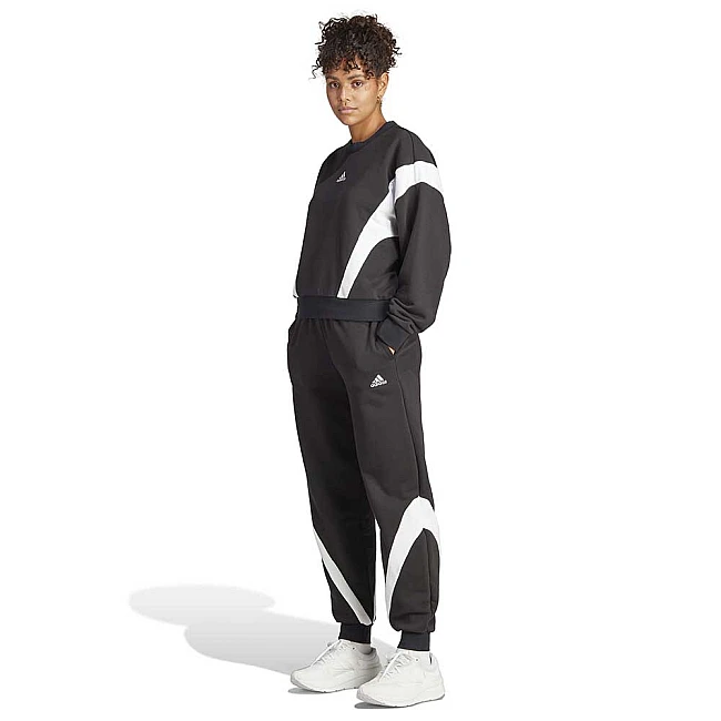 ДАМСКИ СПОРТЕН ЕКИП ADIDAS IA3152 W LAZIDAY TS ЧЕРЕН