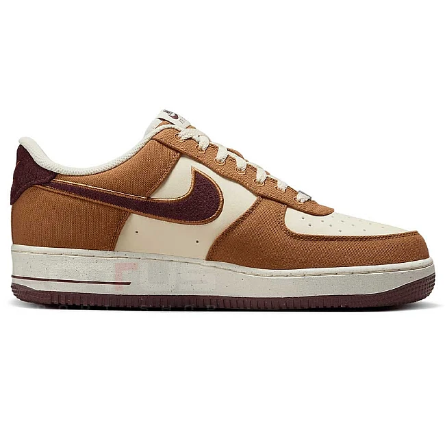 МЪЖКИ ОБУВКИ NIKE FQ8713-200 AIR FORCE 1 07 LV8 BTS БЕЖОВИ/КАФЯВИ