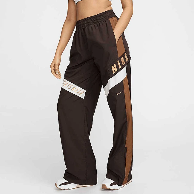 ДАМСКО ДОЛНИЩЕ NIKE HF5957-220 NSW WVN OS PANT HR SW КАФЯВО