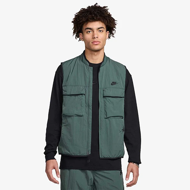 МЪЖКИ ЕЛЕК NIKE FZ0748-338 TCH WVN VEST ЗЕЛЕН