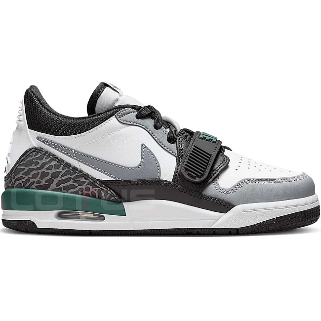 ДЕТСКИ ОБУВКИ ЗА МОМЧЕ NIKE CD9054-131 AIR JORDAN LEGACY 312 LOW BG БЕЛИ