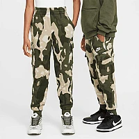 ДЕТСКО ДОЛНИЩЕ ЗА МОМЧЕ NIKE FZ5491-325 NSW CLUB FLC CRGO PNT CAMO ЗЕЛЕНО