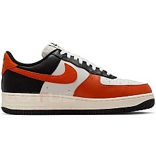 МЪЖКИ ОБУВКИ NIKE HQ4987-010 AIR FORCE 1 '07 LV8 SS ЧЕРНИ/ОРАНЖЕВИ
