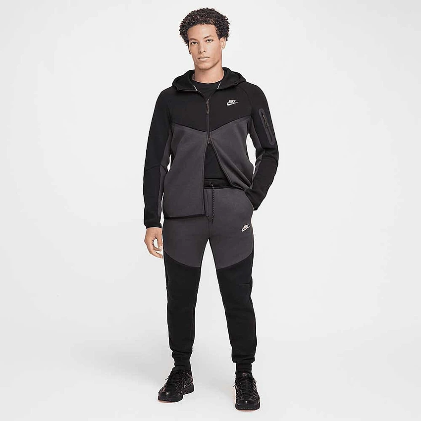 МЪЖКО ДОЛНИЩЕ NIKE HV0959-015 TCH FLC JGGR ЧЕРНО/СИВО | Цени от