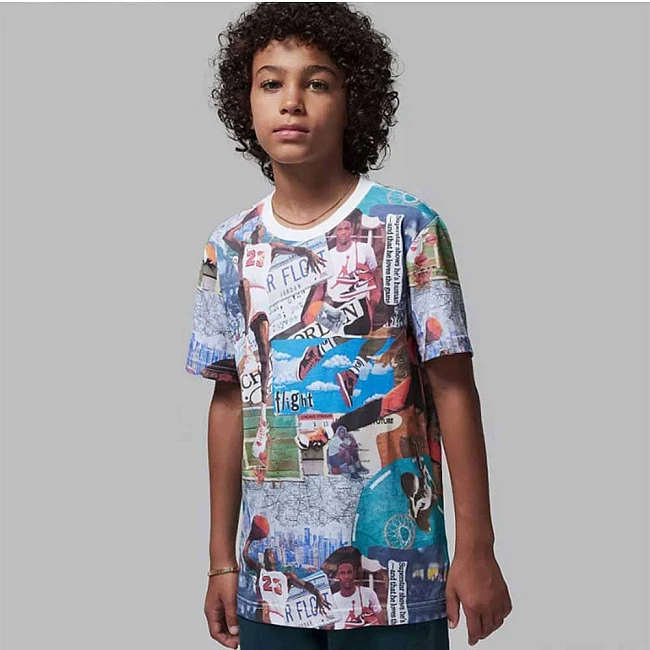 ДЕТСКА ТЕНИСКА ЗА МОМЧЕ NIKE 95D265-782 JORDAN MJ BROOKLYN COLLAGE AOP SS СИНЯ