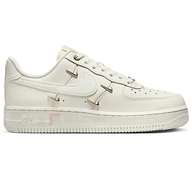 ДАМСКИ ОБУВКИ NIKE FV3654-111 AIR FORCE 1 07 LX CN КРЕМАВИ