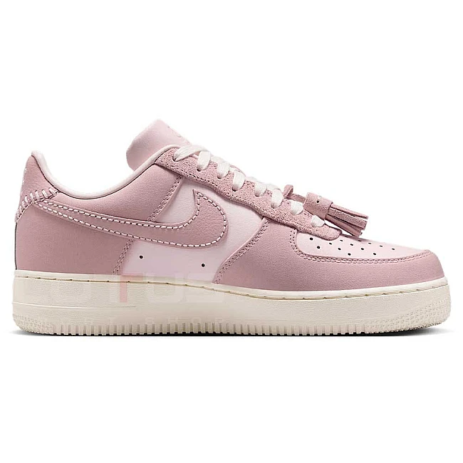 ДАМСКИ ОБУВКИ NIKE IB4654-661 AIR FORCE 1 07 РОЗОВИ
