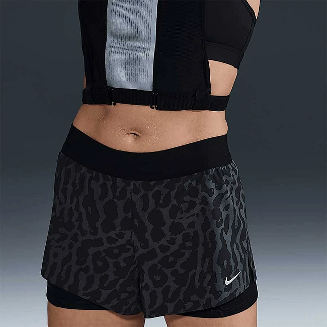 ДАМСКИ КЪСИ ПАНТАЛОНИ С КЛИН NIKE IB5847-010 SWT NVLT DF MR 2IN1 SHRT ЧЕРНИ