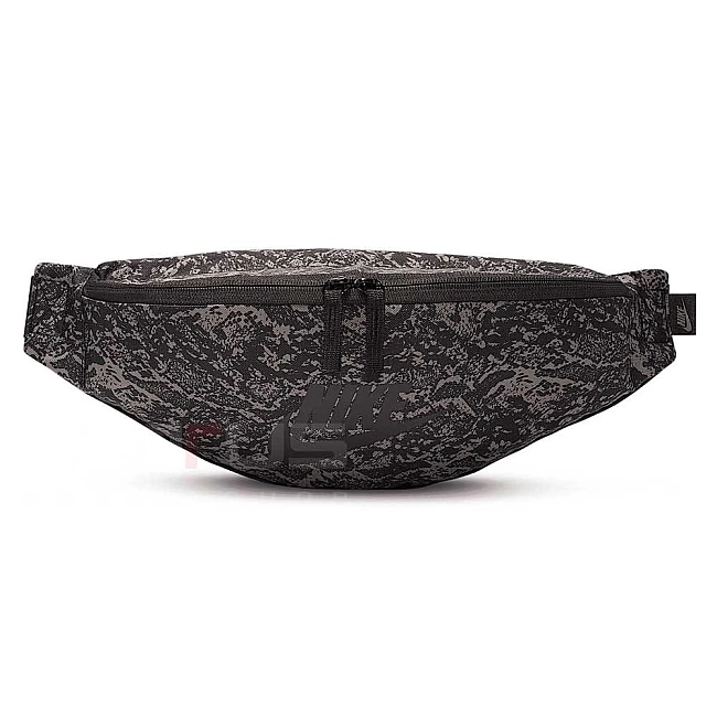 ЧАНТИЧКА ЗА КРЪСТА NIKE HJ8365-289 HERTGE WSTPCK - SNAKE СИВО-КАФЯВА