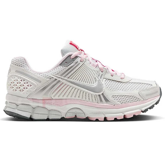 ДАМСКИ МАРАТОНКИ NIKE FN3695-001 ZOOM VOMERO 5 СВЕТЛОСИВИ