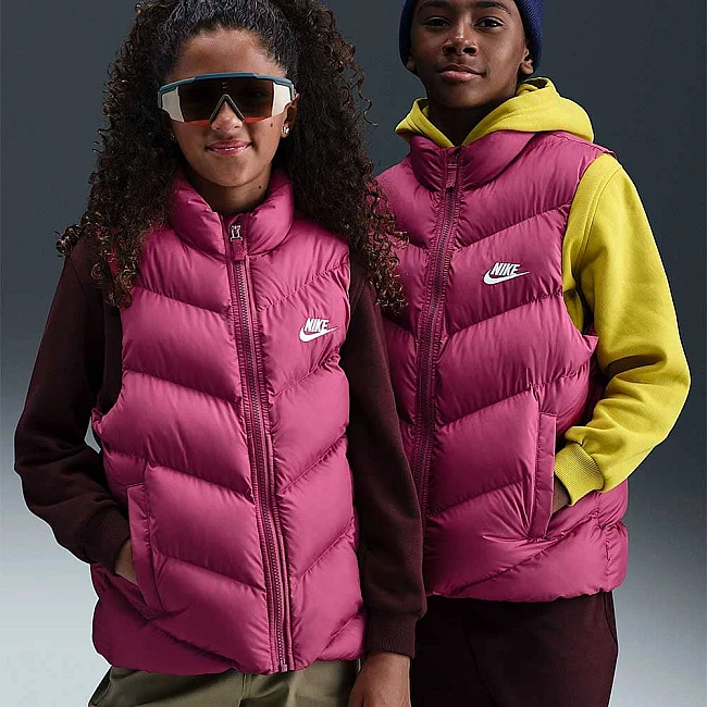 ДЕТСКИ ЕЛЕК NIKE HJ2537-634 NSW TF ADP PUFFER VEST ЧЕРВЕНО-ЛИЛАВ