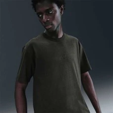 МЪЖКА ТЕНИСКА NIKE HQ9238-355 NSW TEE SSNL PRE ESS ТЪМНОЗЕЛЕНА