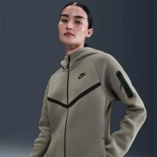 ДАМСКО ГОРНИЩЕ NIKE HV6747-320 NSW TCH FLC WR FZ HDY 2 ЗЕЛЕНО