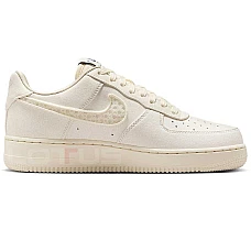 ДАМСКИ ОБУВКИ NIKE IH7351-010 AIR FORCE 1 '07 LX CN БЕЖОВИ