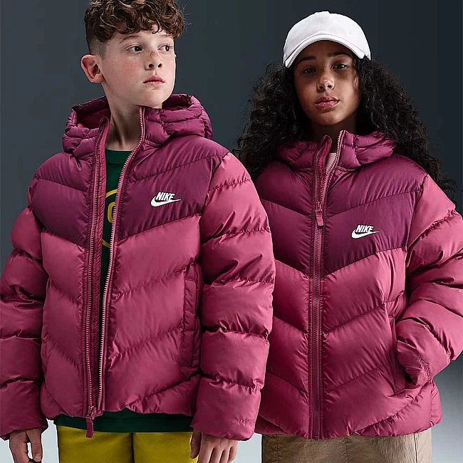 ДЕТСКО ЯКЕ ЗА МОМИЧЕ NIKE IB6164-634 NSW TF ADP PUFFER COLORBLOCK ЧЕРВЕНО-ЛИЛАВО