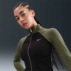 ДАМСКО ГОРНИЩЕ NIKE IH4058-222 NSW JACKET GLS МАСЛИНЕНО ЗЕЛЕНО